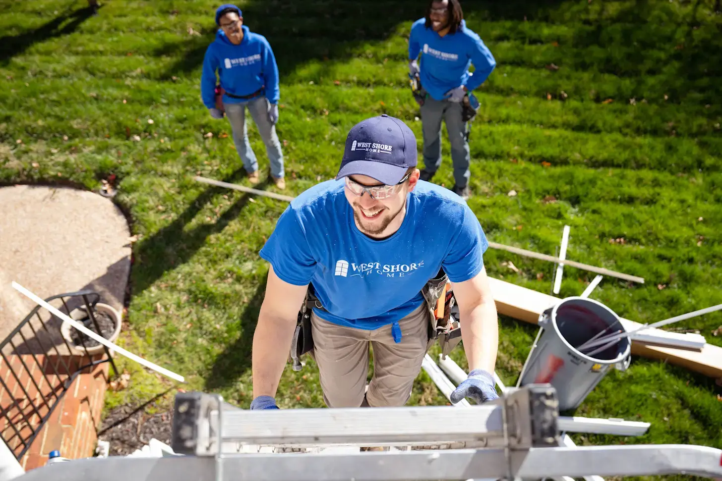 Installer-Ladder-Medium Installer-Ladder-Medium